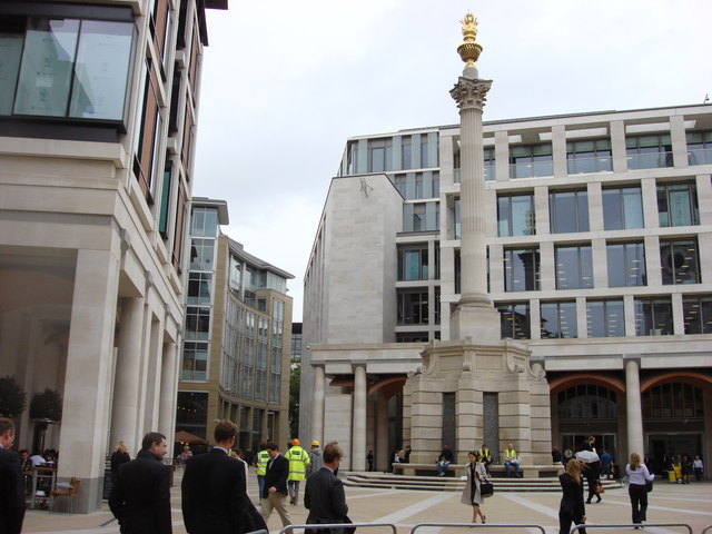 Paternoster Sq near St Paul's Cathedral, which was redeveloped in 2003. Photo: Oxyman / Paternoster Square Column / CC BY-SA 2.0
This file is licensed under the Creative Commons Attribution-Share Alike 2.0 Generic license.